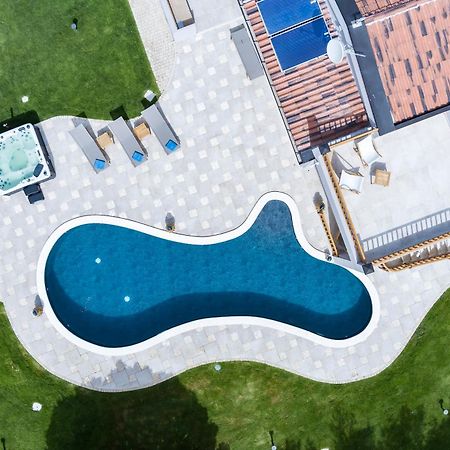 Villa Golden Root Real Estate 圣特奥多罗 外观 照片